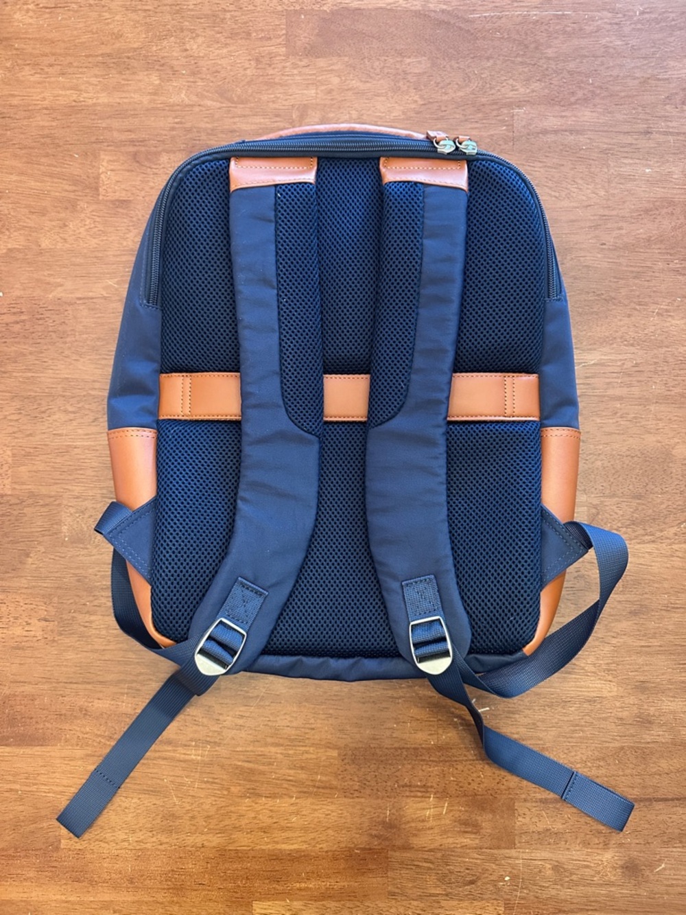 Levenger Backpack - Picture 2 of 5